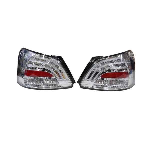 Focos traseros LED Toyota Yaris sedan 06-13 fondo cromado