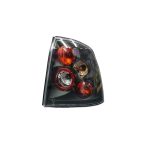 Focos traseros Chevrolet Astra 98-03 4P sedan fondo negro - Imagen 3