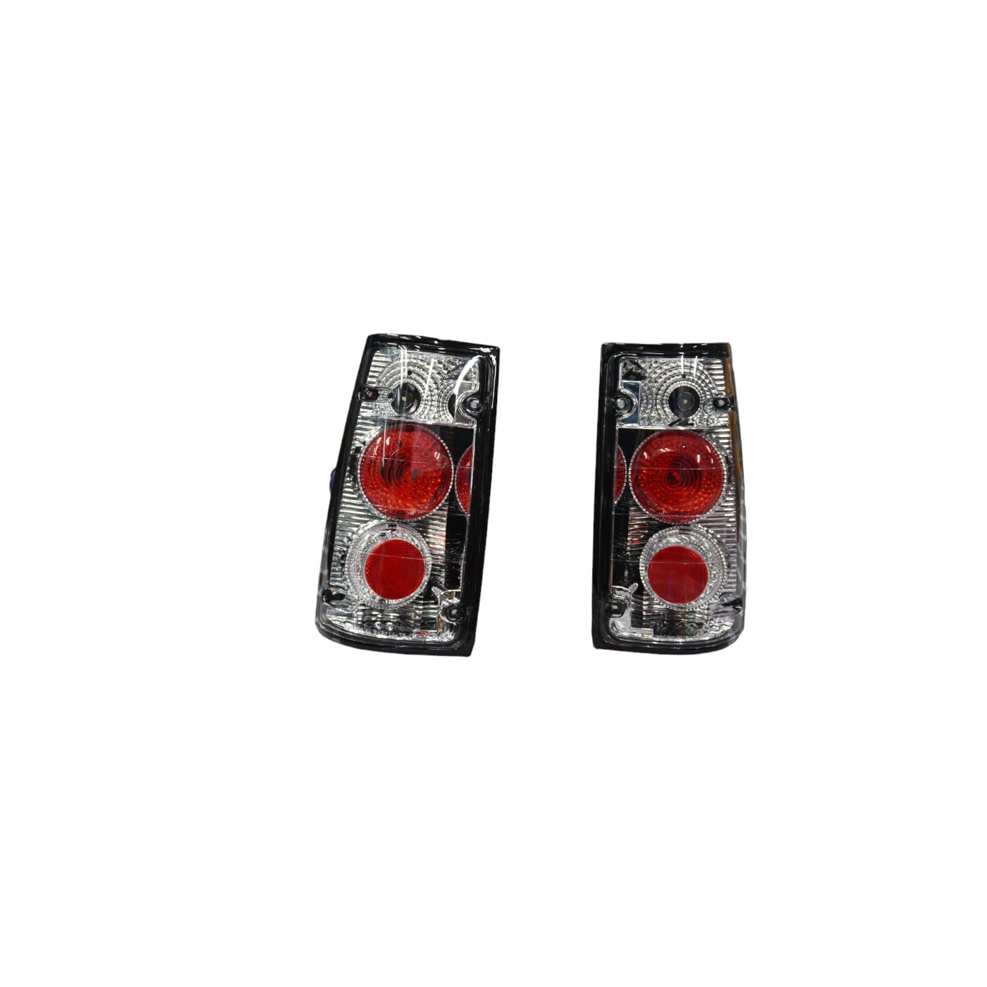 DSC06908-Photoroom.jpg Focos traseros tuning Chevrolet Luv 89-96 fondo cromado - Imagen 1
