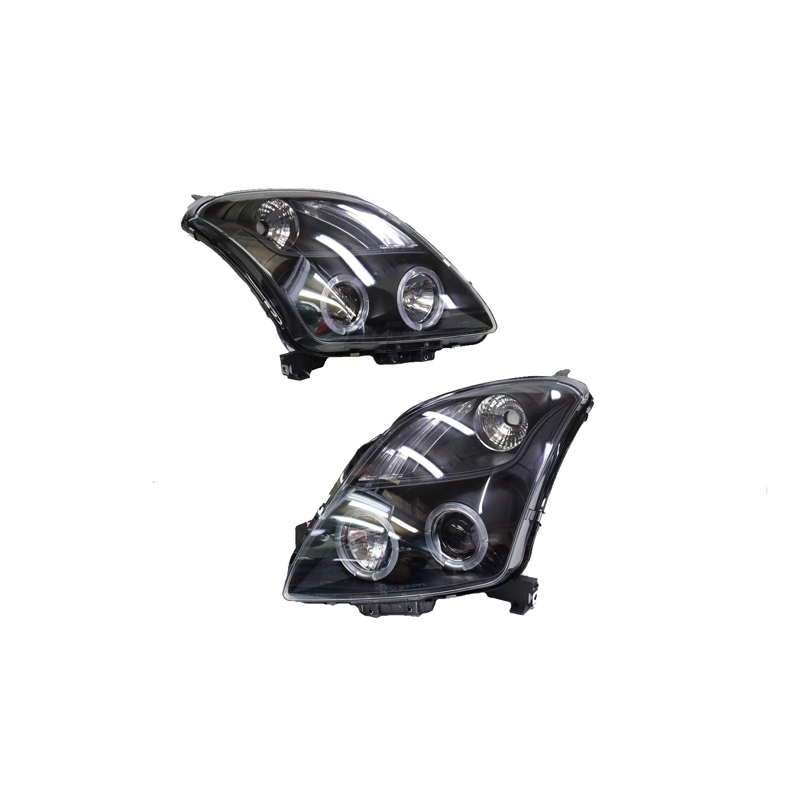 SK3300-SUSF04-EJM-5.jpg Ópticos LED Suzuki Swift 05-11 fondo negro - Imagen 1